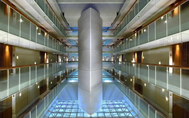 Sheraton Paris Charles de Gaulle Airport Hotel