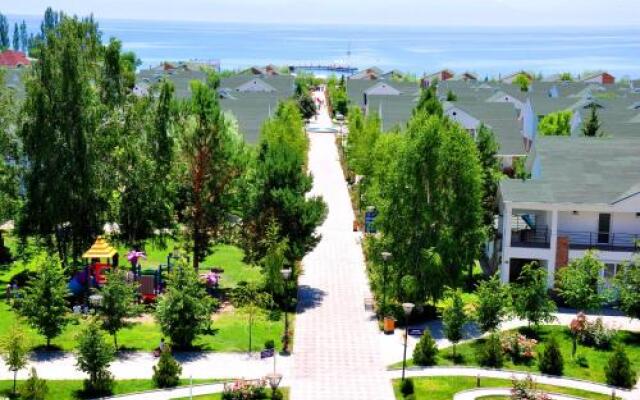 Kapriz Issyk Kul Resort