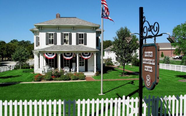 Hampton Inn & Suites Canton