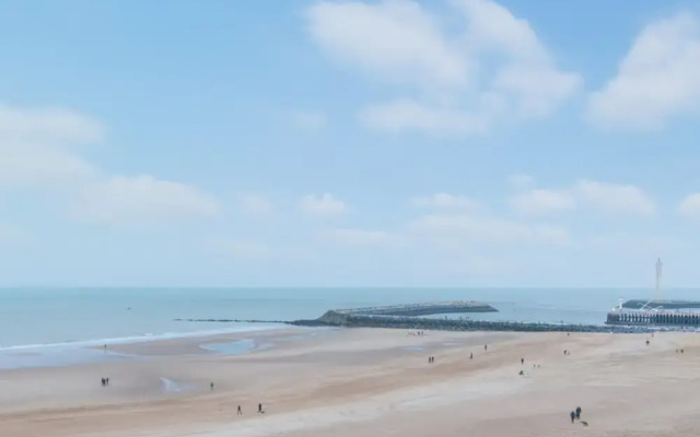 Studio With Frontal sea View in Ostend