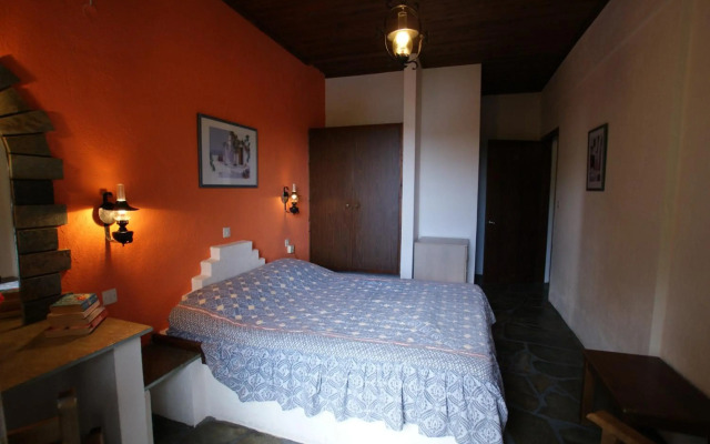 Paradise Hotel