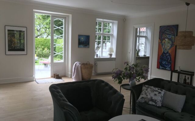 Lehnshøj Bed & Breakfast