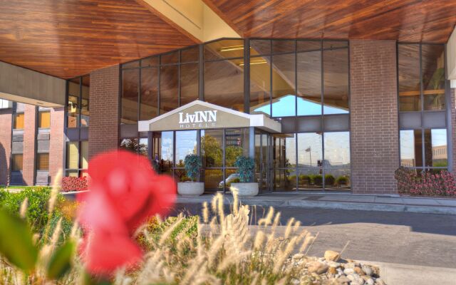 LivINN Hotel Cincinnati / Sharonville Convention Center