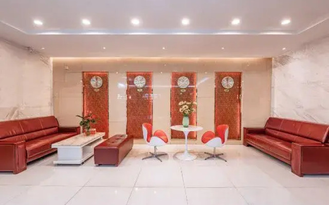 Red Lantern Traders Hotel