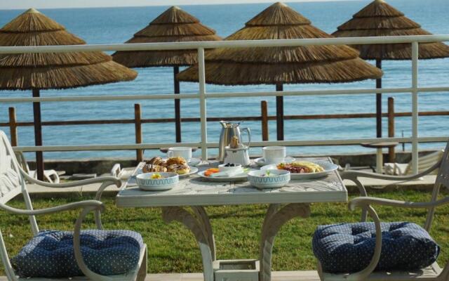 Al Kout Beach Hotel