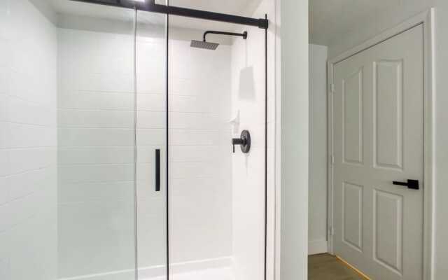 CozySuites at Kierland Commons