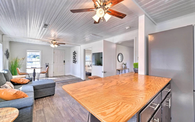 Idyllic Fayetteville Home - Walk to UA Campus!