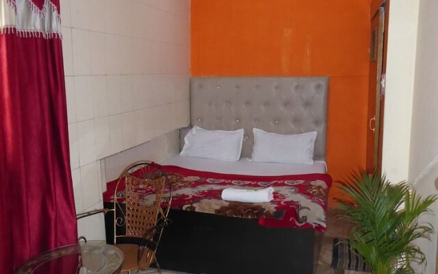 Hotel Saniya Palace