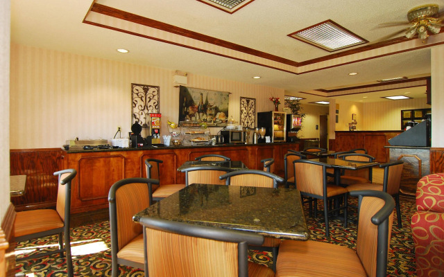 Best Western Lindale Inn