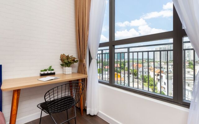 Halo Sun Avenue Apartments