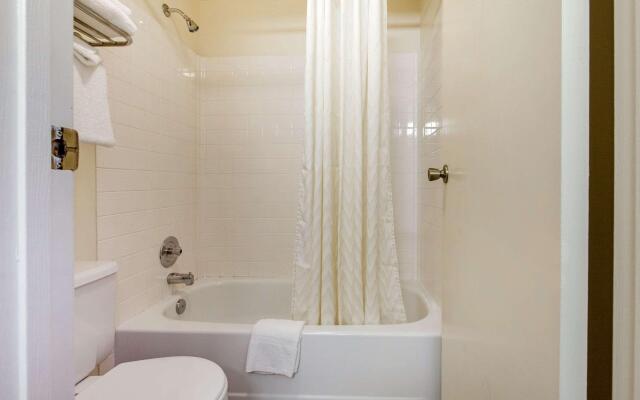 Rodeway Inn