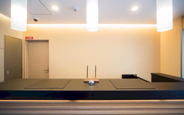 Shinsaibashi Higashi Crystal Hotel