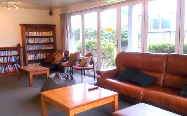 Kiwi House - Hostel
