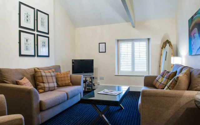 The Bear Hotel, Crickhowell