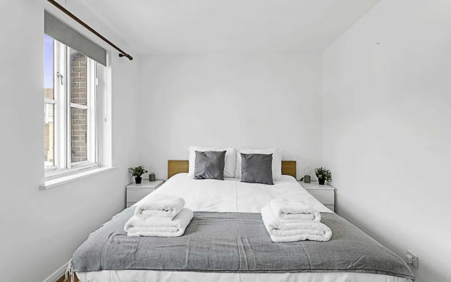 Beautiful Three-bedroom House in Richmond