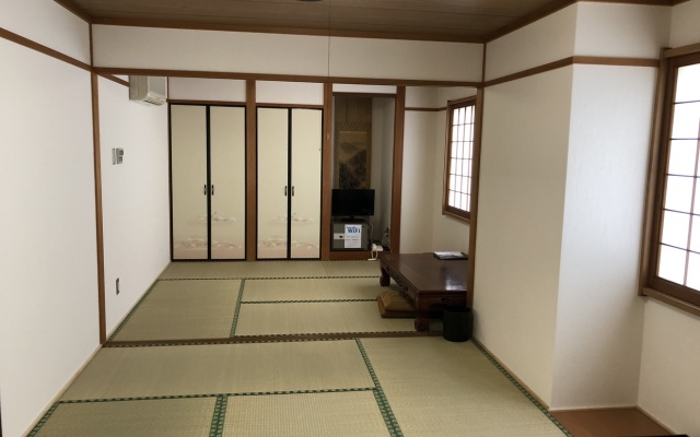 Rest House Business Ryokan Sakae