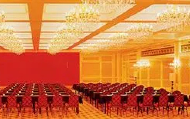 HNA Beach & Spa Resort