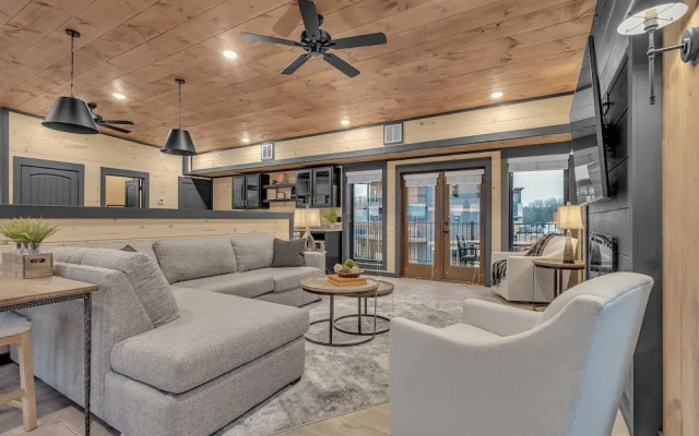 Pigeon Forge Large Cabins