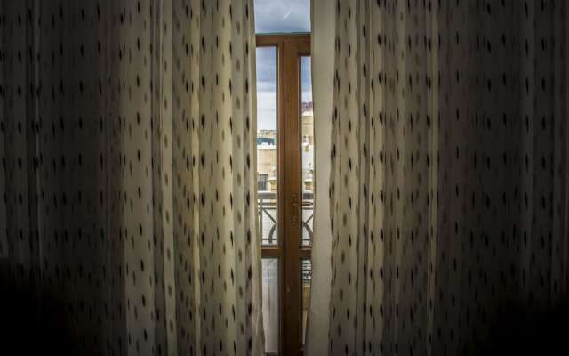 Boulevard Apartments& Residences