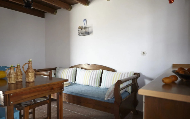 Anna Traditional Apartments