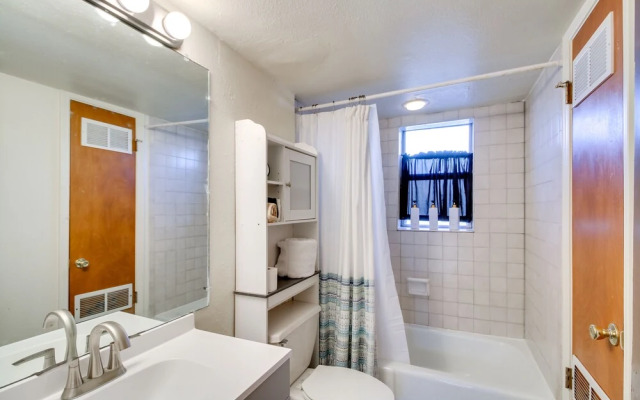 Charming Albuquerque Apartment Near Old Town!