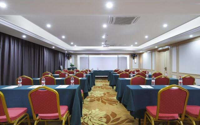 Vienna Hotel Anhui Bengbu South High-Speed Railway Station