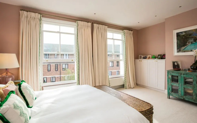 Quirky 2 Bedroom Portobello House With Roof Terrace