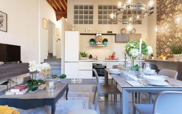 Casa Arias in Lucca With 2 Bedrooms and 1 Bathrooms