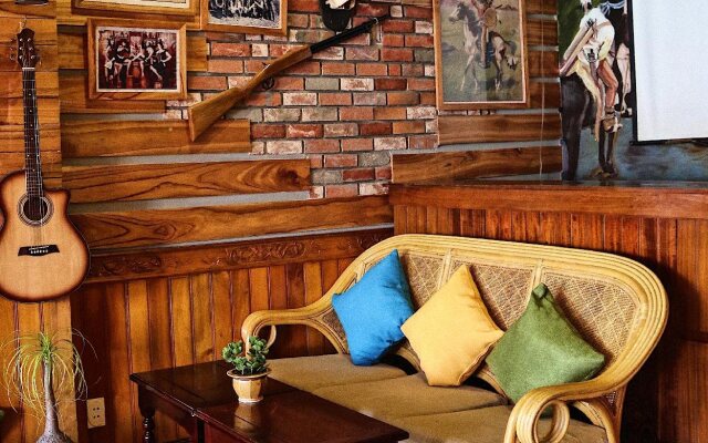 Whynot Hotel