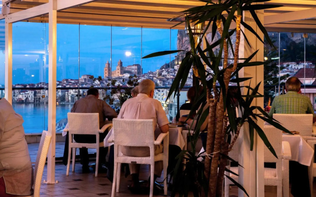 Cefalu Sea Palace
