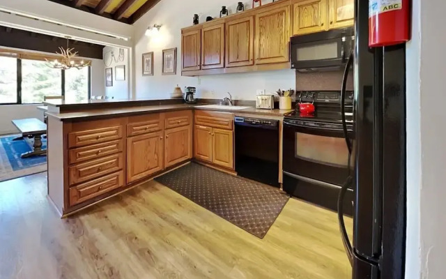 Remodeled Spacious Condo - Next to Car Charging, Hot Tubs, Village Gondola by RedAwning