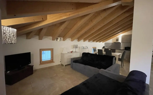 061 Bilocale Mansarda Carisolo