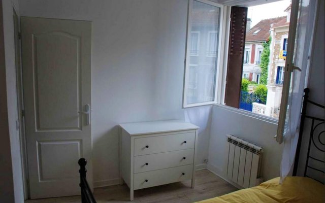 House With One Bedroom In Rosny Sous Bois With Wonderful City View And Wifi