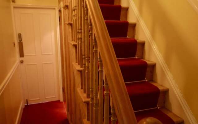 Holland House Bed And Breakfast