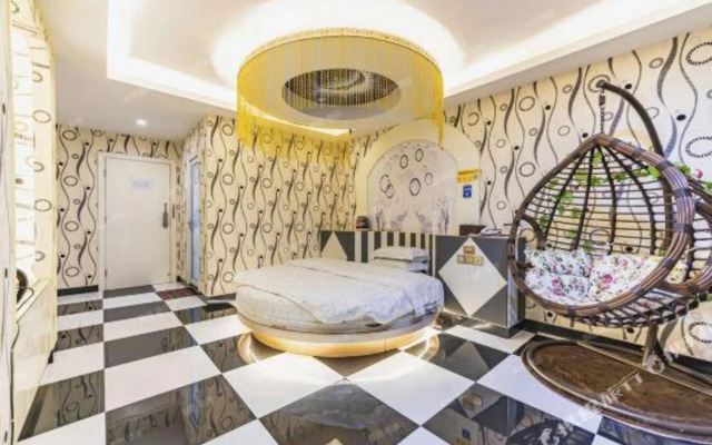 Fulin Hotel