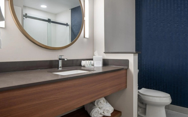 Fairfield Inn & Suites by Marriott Ashtabula