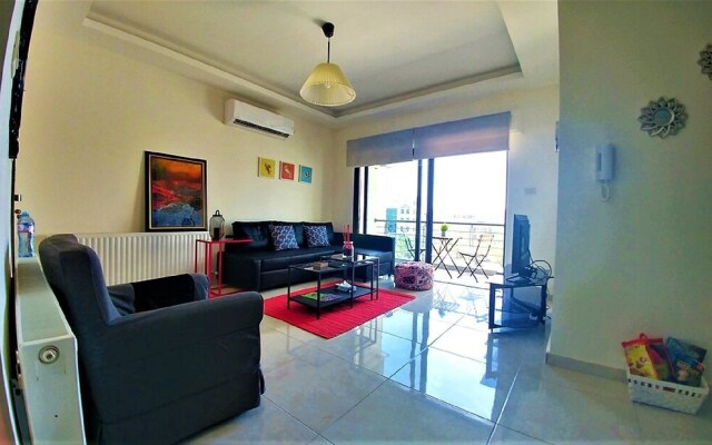 Double Key Apartments by HR