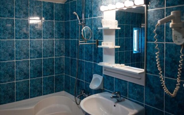 Hotel Onix