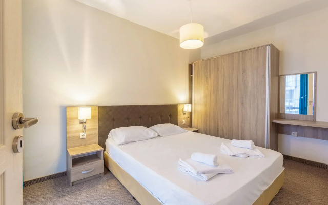 Apart Hotel Tarsis Club