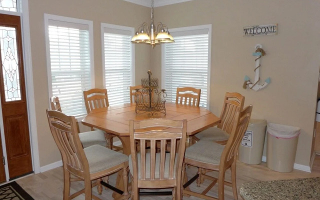 Oc820 Wesley Ave 1st-floor