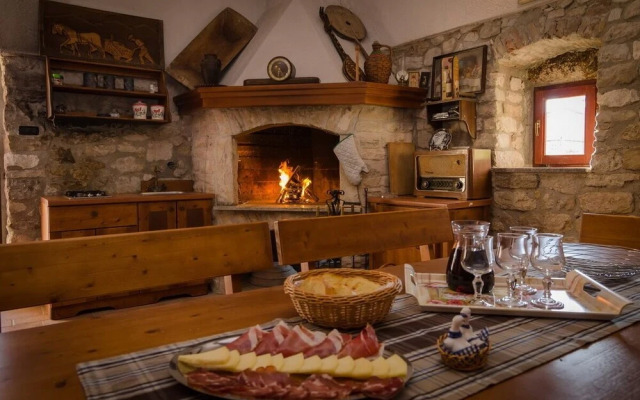 Beautiful three bedroom country house