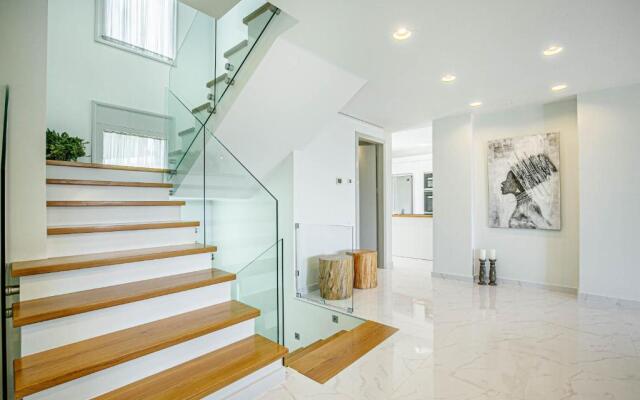White Pearl Premium Villa Corfu