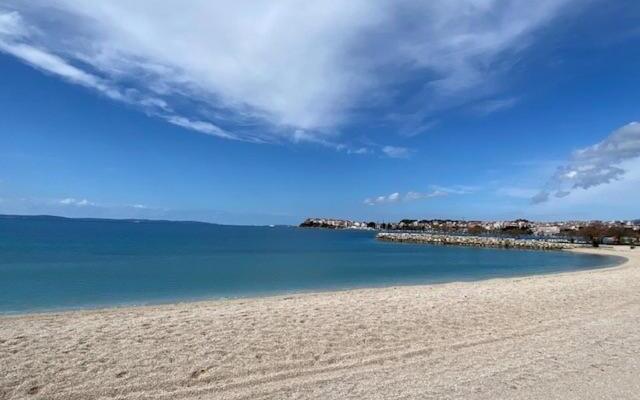 Luxury Apartment Ani with Pool 100m to See