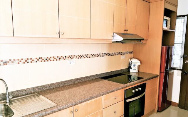 Sea View Corner Condo Jomtien