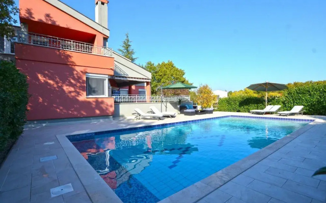 Calm Countryside Rovinj Manor With Pool