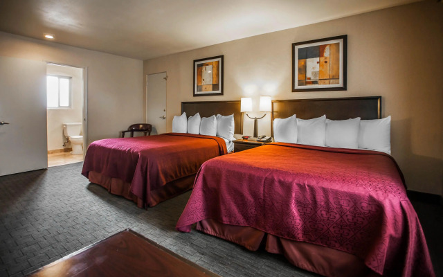 Quality Inn & Suites Anaheim At The Park