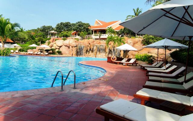 Phu Hai Beach Resort & Spa