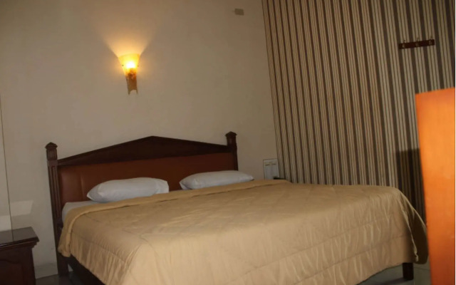 Hotel 678 Cawang