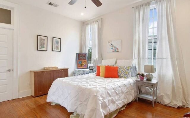 Freret Apartments near Street Car & Tulane