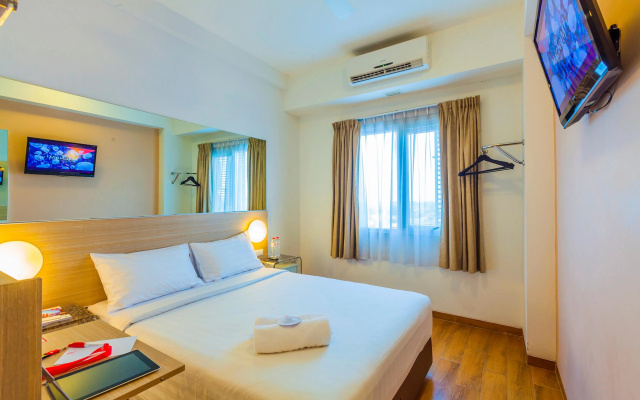 Red Planet Bekasi – Guest Rooms – Bekasi
